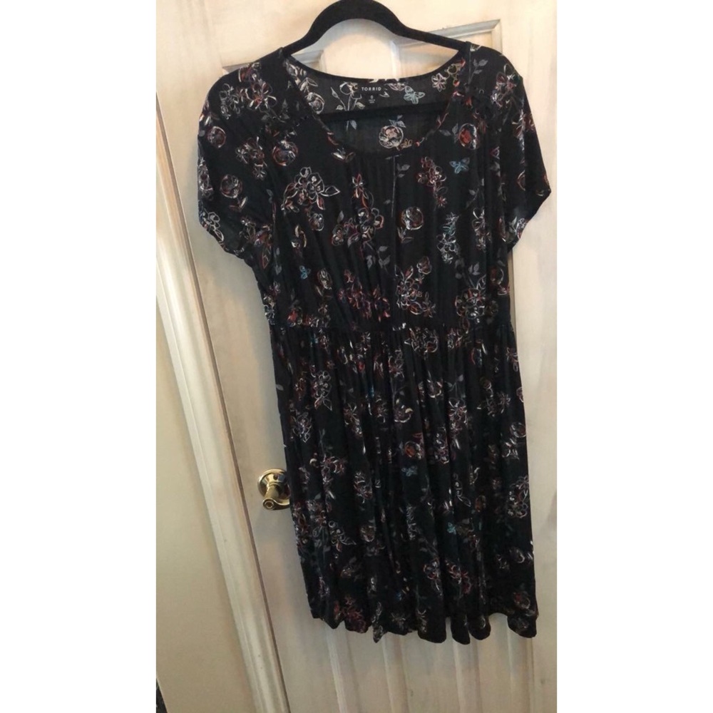 Plus sized torrid flower dress